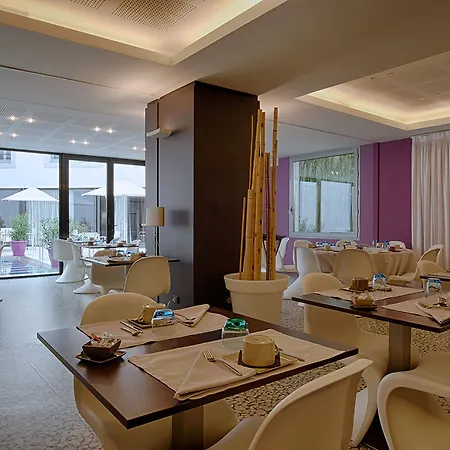 Le Rex Hotel Tarbes