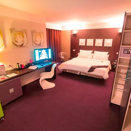 Le Rex 4*