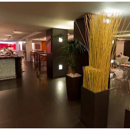 Le Rex Hotel