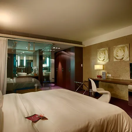 Le Rex Hotell 4*