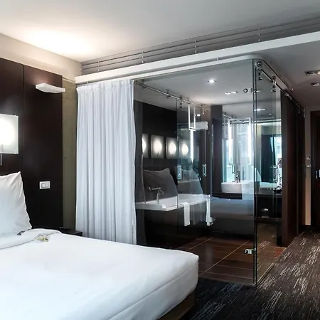 Отель Le Rex 4*
