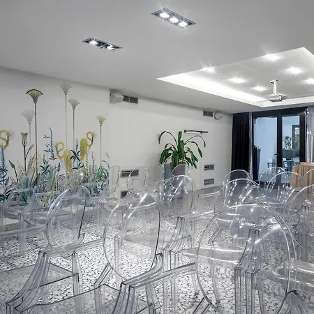 Le Rex Otel 4*
