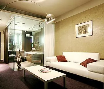 Le Rex Hotell Tarbes