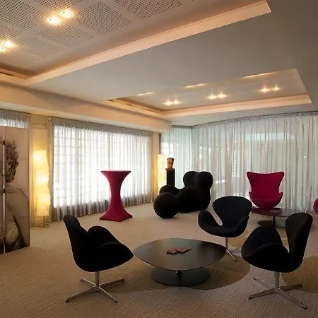 Le Rex Otel Tarbes